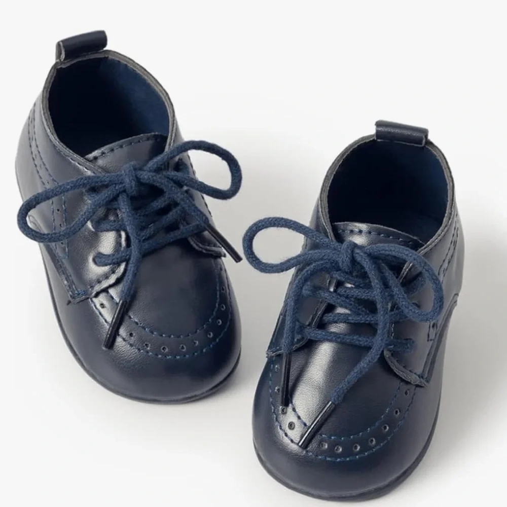 Classic Navy Kids Shoes never worn
